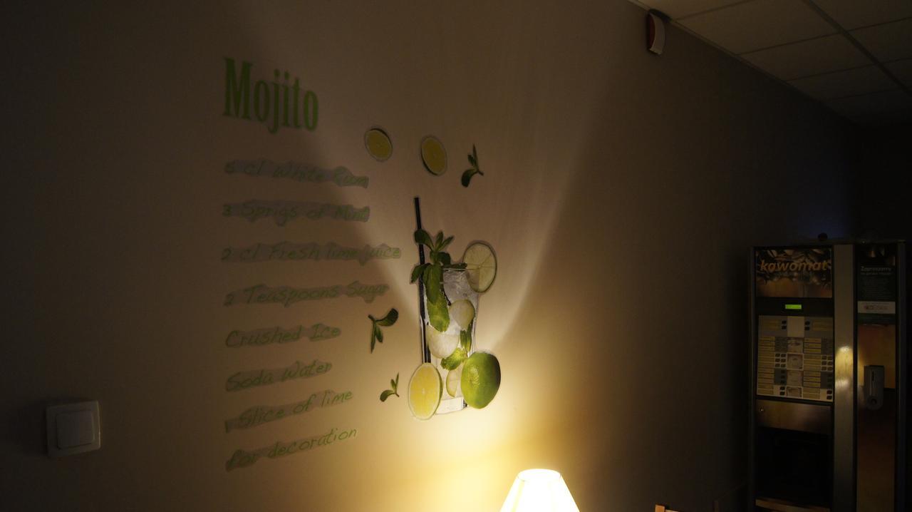 Hostel Przed Switem Gorzów Wielkopolski Extérieur photo
